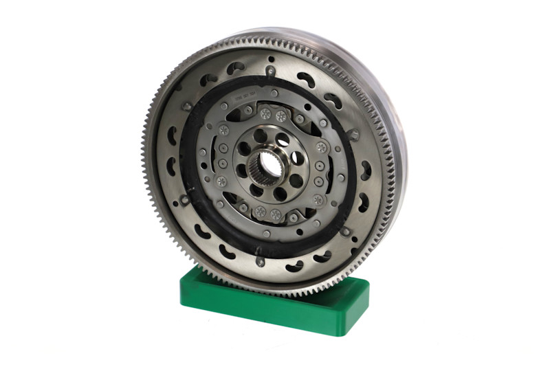 Iegādājieties lēti oriģinālo Spararats 009-001-000267R comparable with 03N105266F OEM numbers online