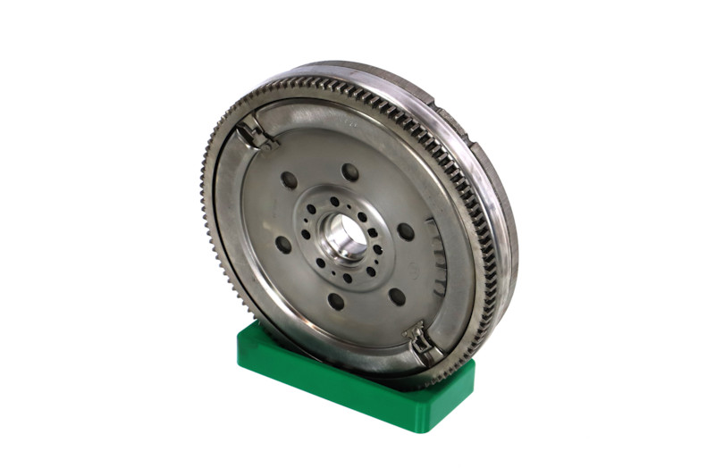 Acquista online Volano 009-001-000270R originale a buon mercato, comparabile con i numeri OEM AG916477AD