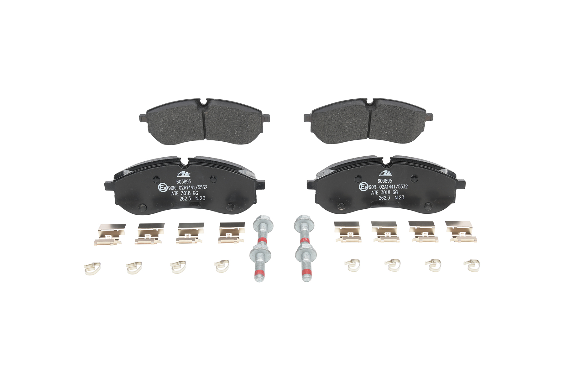Köp billiga original Bromsbelägg 13.0460-3895.2 jämförbara med 2N0698451A OEM nummer på nätet