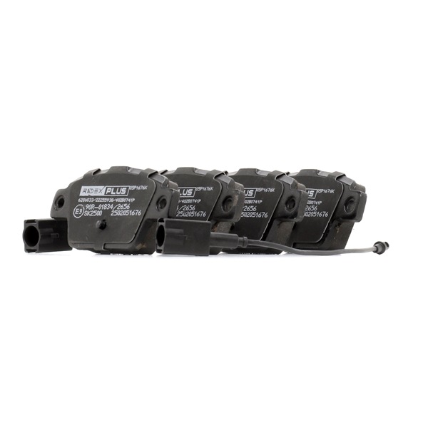 OEM Remblokken IVECO 33S14, 35S14, 35C14 136 PK Diesel 77365809 van RIDEX PLUS online aan geweldige prijzen