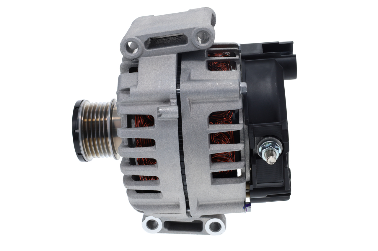 Kupuj online Alternator 1 986 A01 335 oryginalne w niskiej cenie, kompatybilne z numerem OEM A0131546802