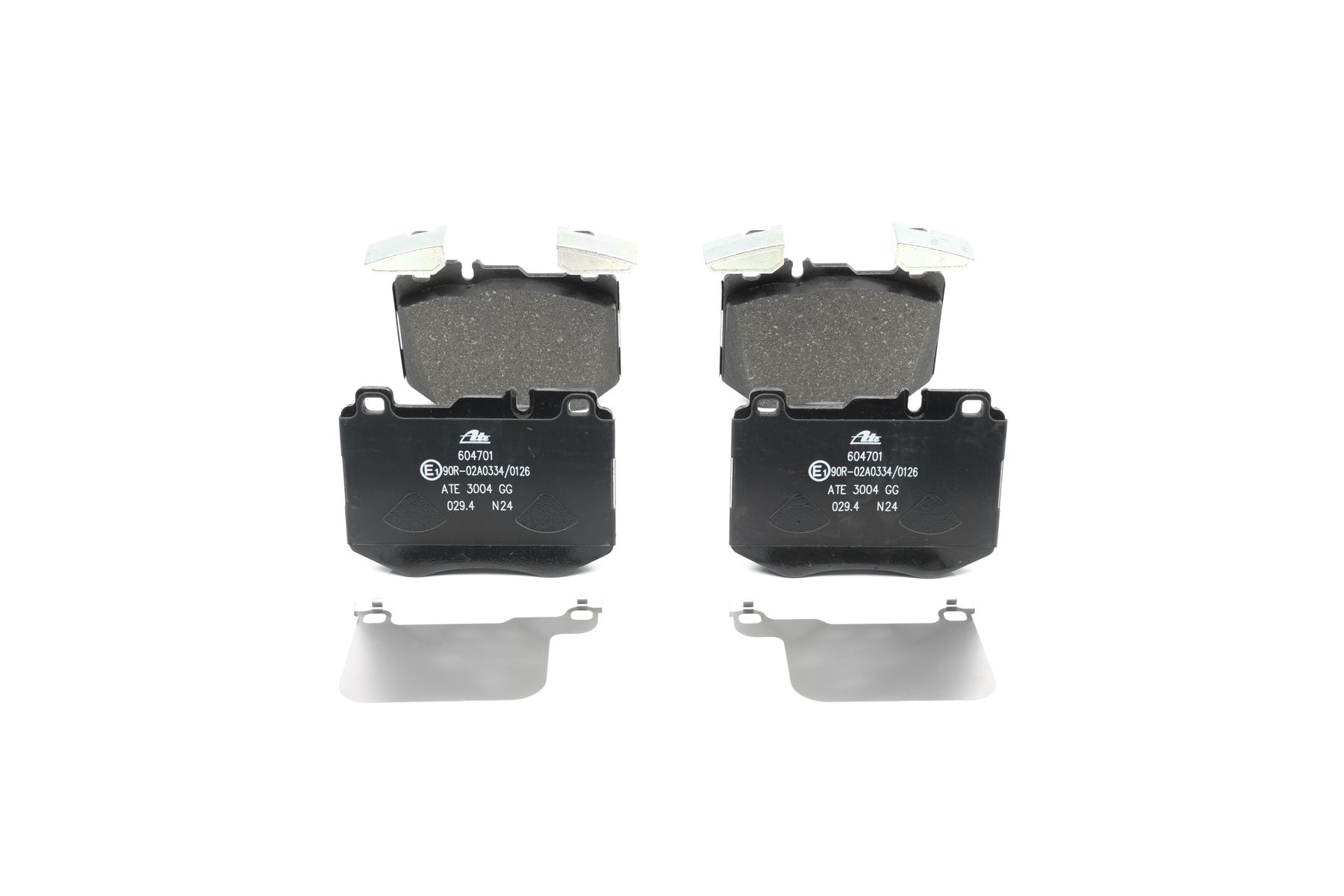 Köp billiga original Bromsbelägg 13.0460-4701.2 jämförbara med A0004207902 OEM nummer på nätet
