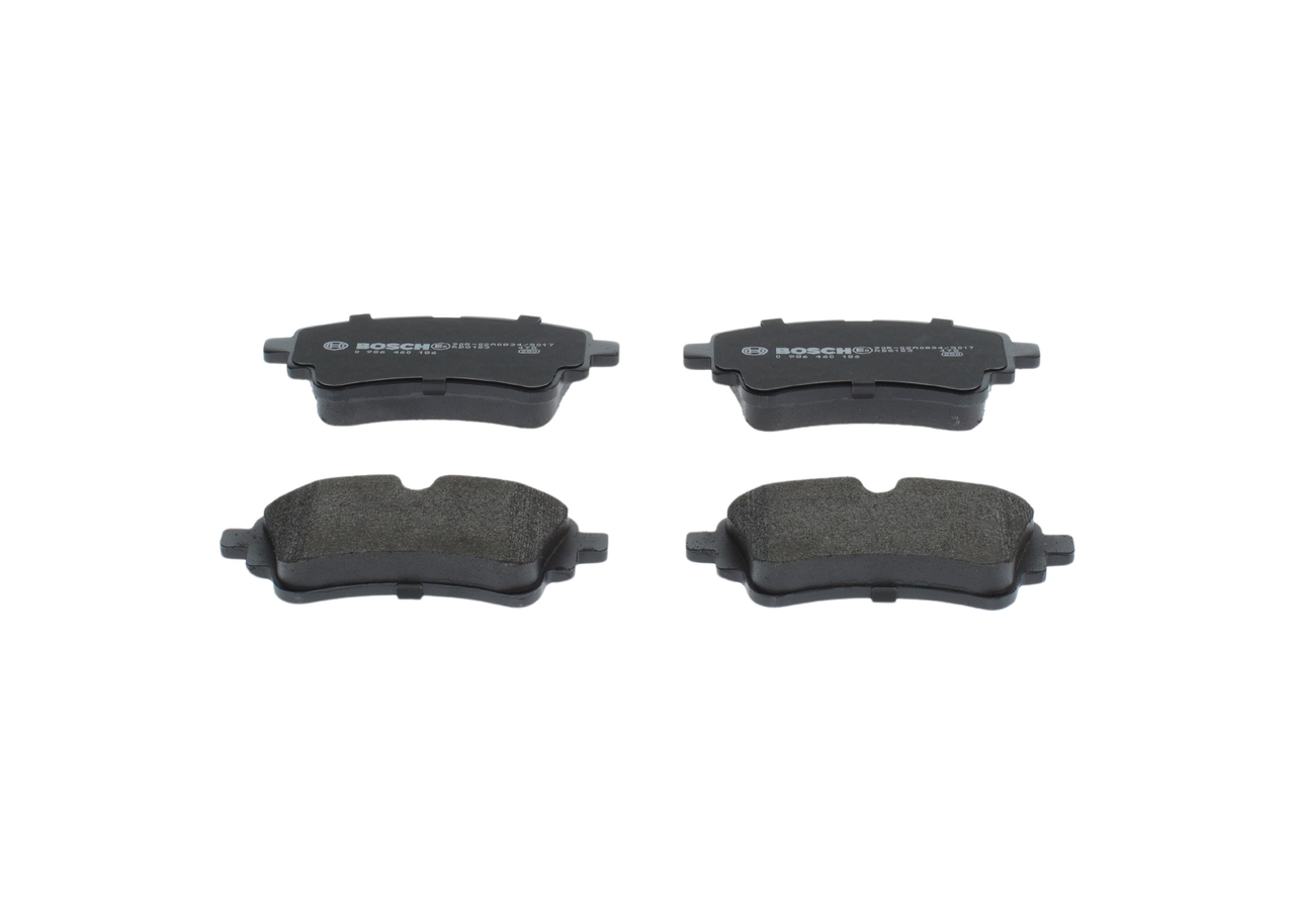 Įsigykite nebrangią originalią Stabdžių kaladėlės 0 986 460 186. sulyginama su 80A698451H OEM numeriais internetu