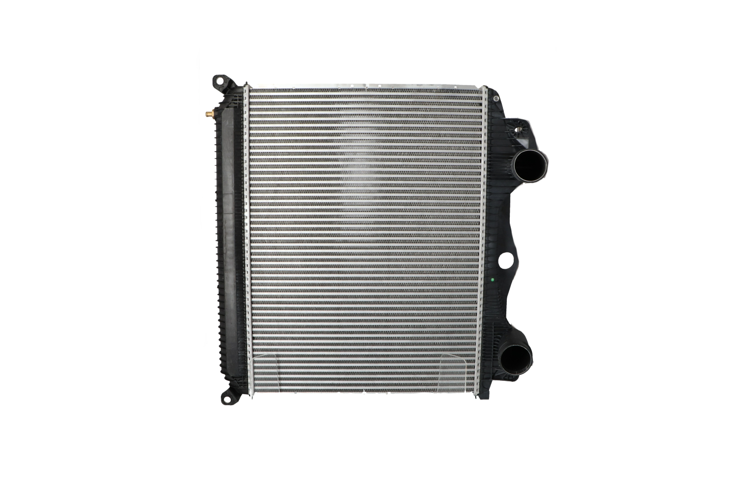 Köp billiga original Intercooler 30203 jämförbara med 81061300157 OEM nummer på nätet
