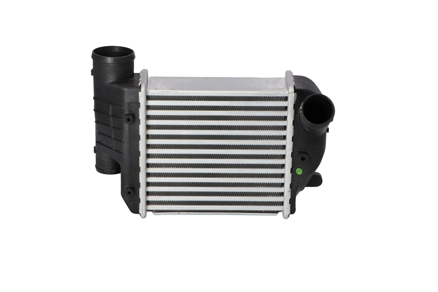 Kupite poceni originalno Hladilnik polnilnega zraka 30768, primerljivo z 4F0145806E OEM številke, prek spleta
