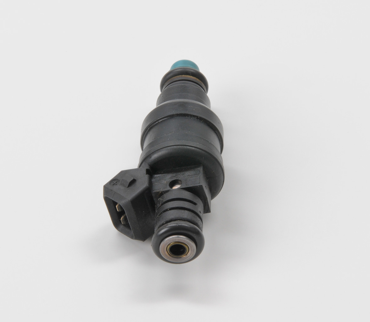 OE Einspritzventil AUDI COUPE 1987 034906031B, 049133551A, 62277 von BOSCH