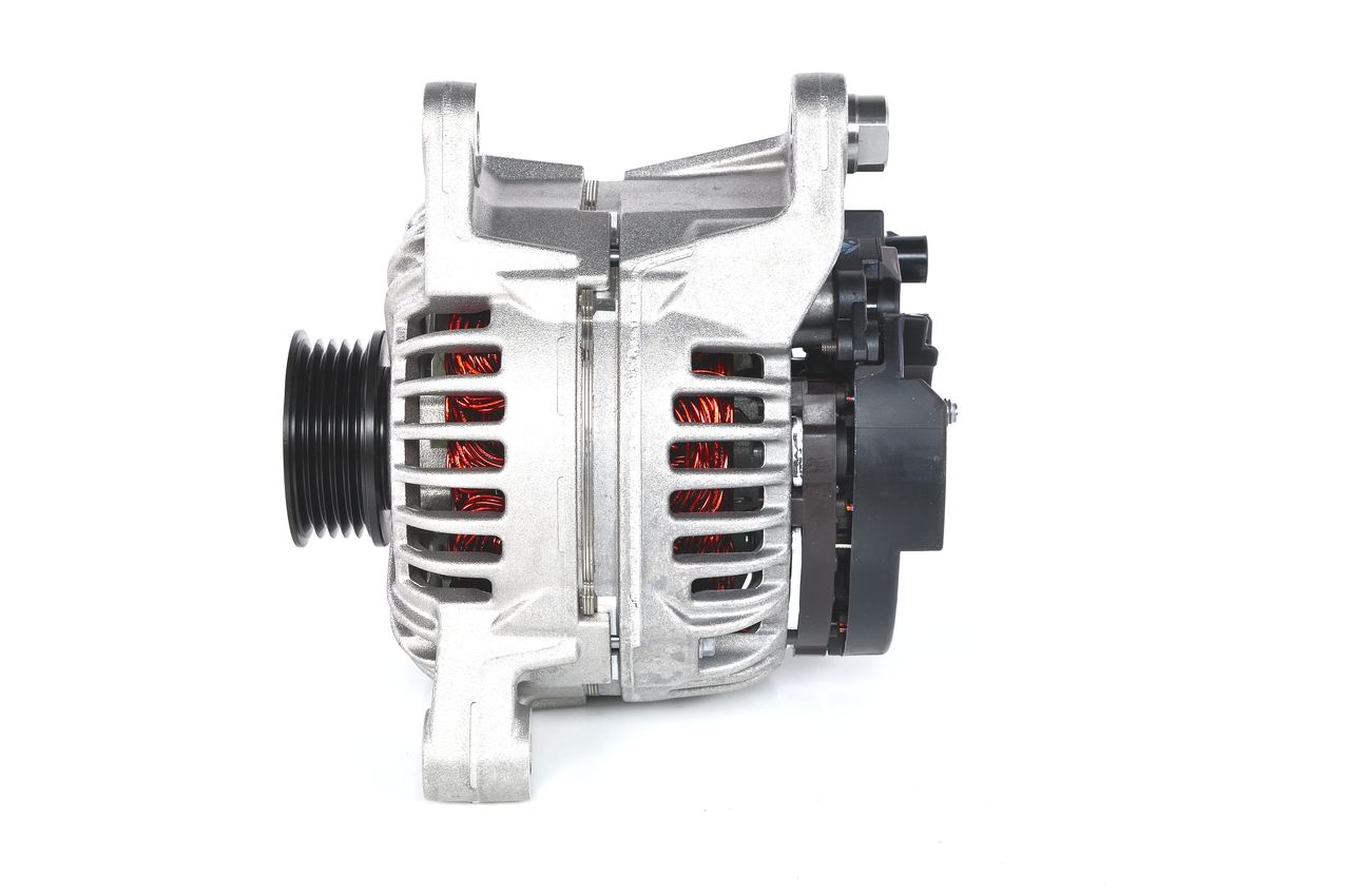 Kupuj online Alternator 0 124 515 030 oryginalne w niskiej cenie, kompatybilne z numerem OEM 06B903016F