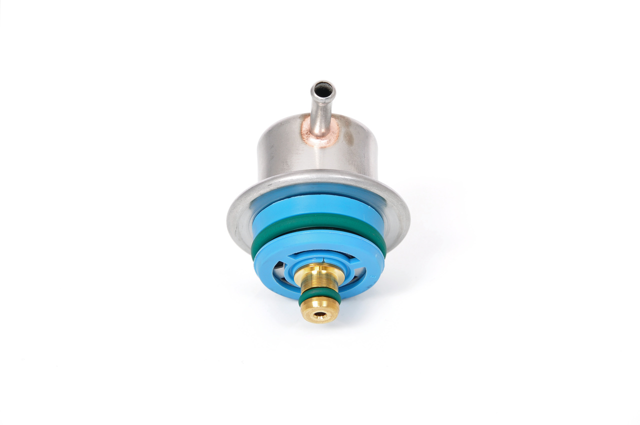 Kjøp BOSCH Brennstofftrykkregulator Product No .: 0 280 160 697 for den lave prisen av 614,73 kr