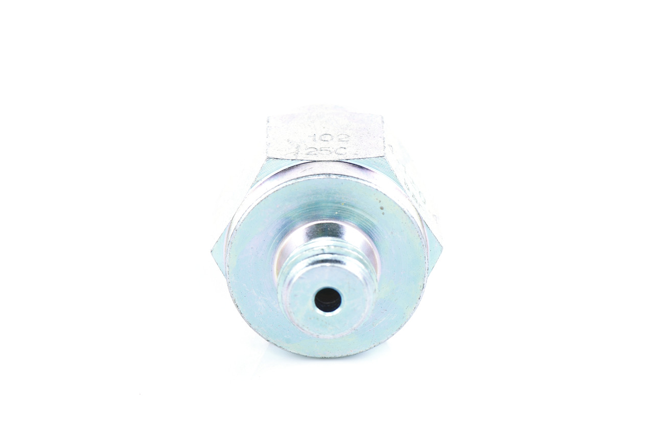 Cumpărați online Senzor presiune ulei 0 986 346 055 original/ă și la un preț mic, compatibil/ă cu nr. OEM 81255210005