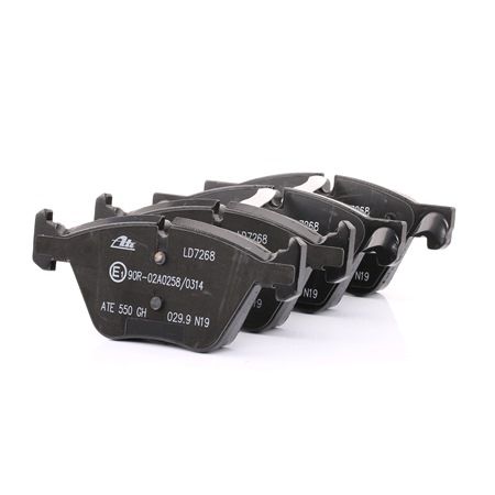 Köp billiga original Bromsbelägg 13.0470-7268.2 jämförbara med 34118847064 OEM nummer på nätet