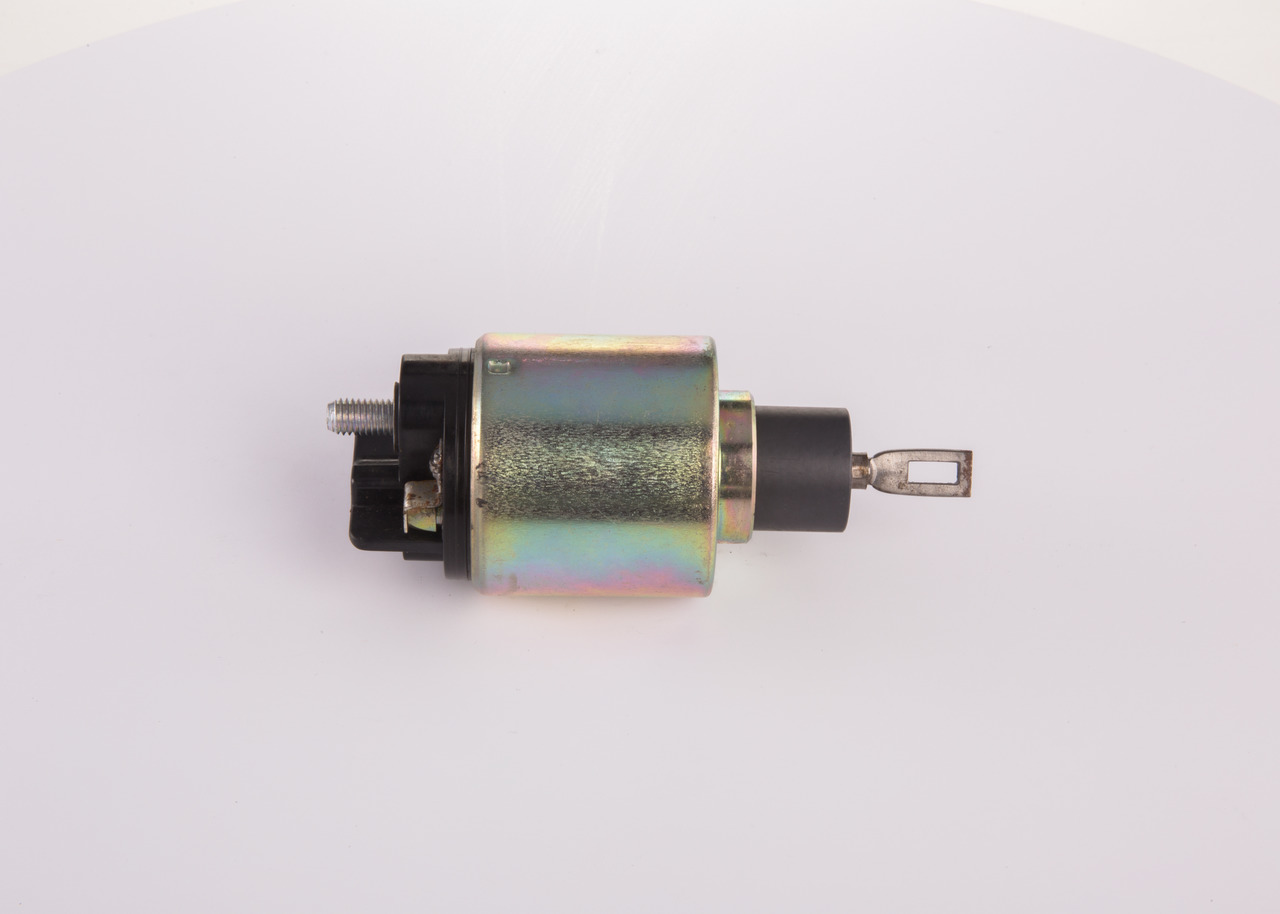 Cumpărați Solenoid, electromotor de la BOSCH Număr produs: 0 331 303 061 la prețul de doar 341,06 lei