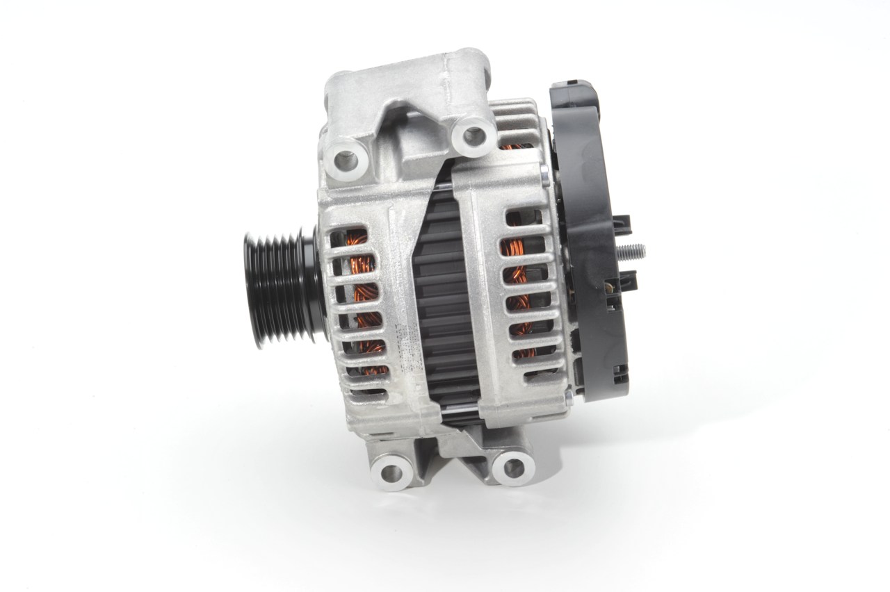 Köp billiga original Generator 0 121 715 114 jämförbara med A0131545602 OEM nummer på nätet