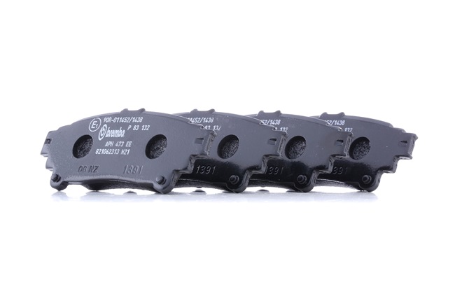 OE LEXUS RC Brake pad set 0446630280, 044663028079, 0446630281 from BREMBO - reduced prices