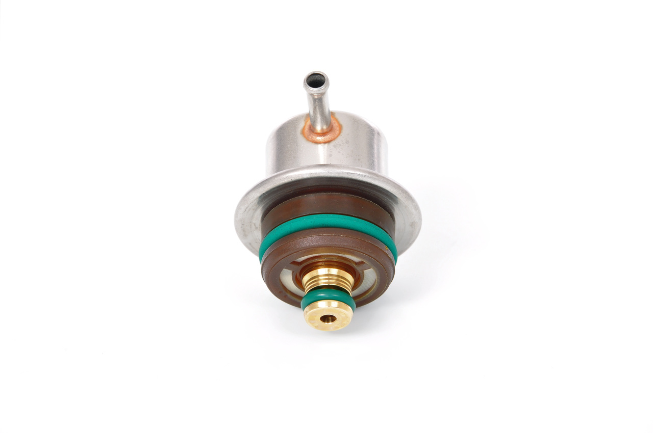 Köp BOSCH Bränsletrycksregulator Produktnummer: 0 280 160 689 till det förmånliga priset av 1367,98 kr