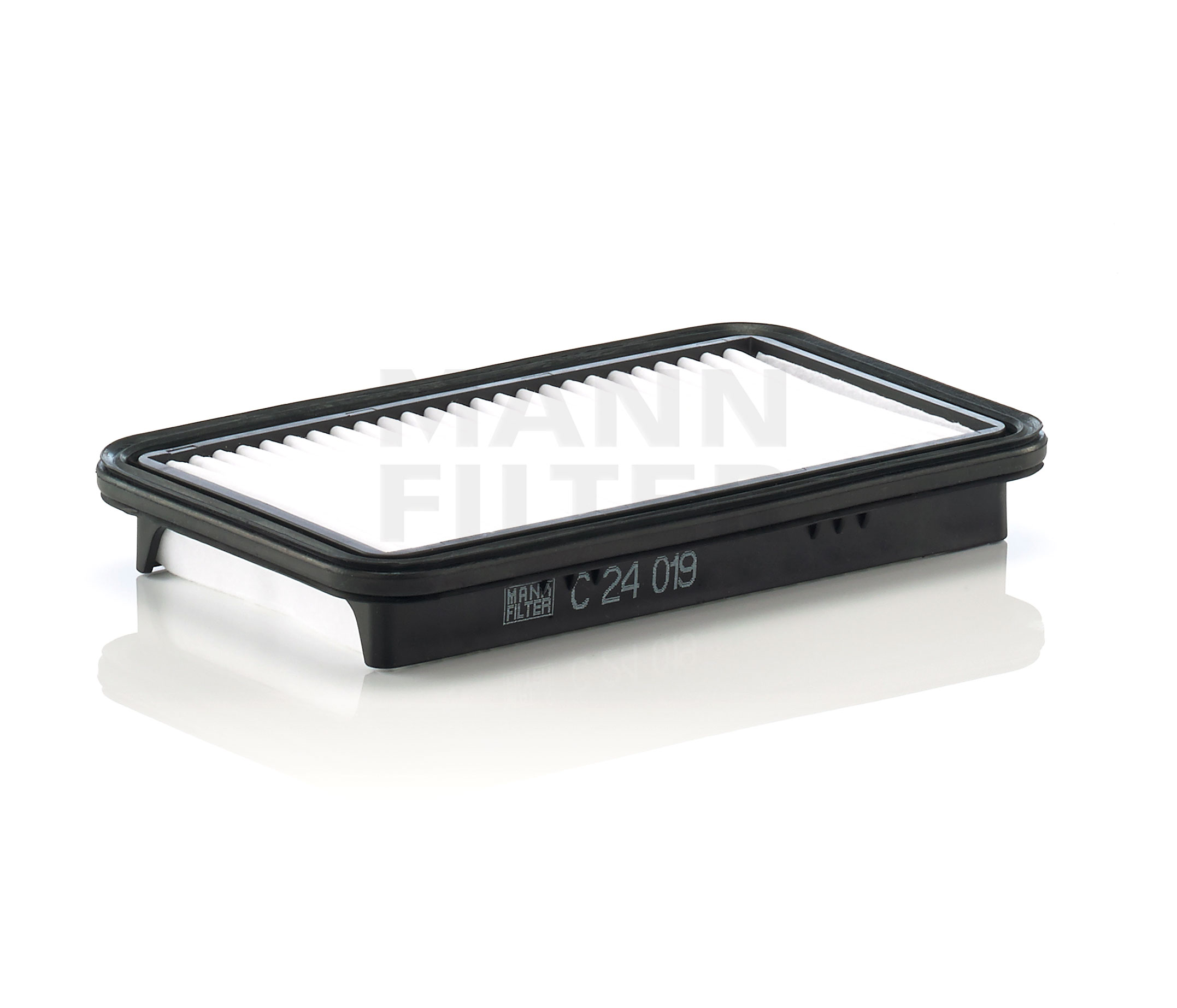 Ostke MANN-FILTER Õhufilter Toode nr.: C 24 019 madala hinnaga 13,48 €