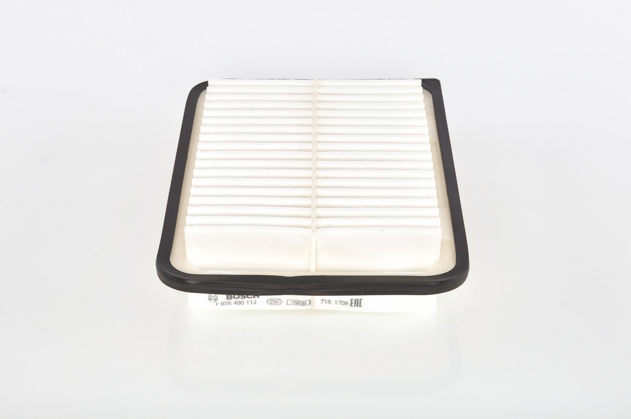 Kupite BOSCH Zracni filter Št. izdelka: F 026 400 114 po nizki ceni 11,86 €