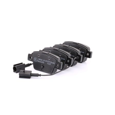 Köp billiga original Bromsbelägg P 23 135 jämförbara med 71770114 OEM nummer på nätet