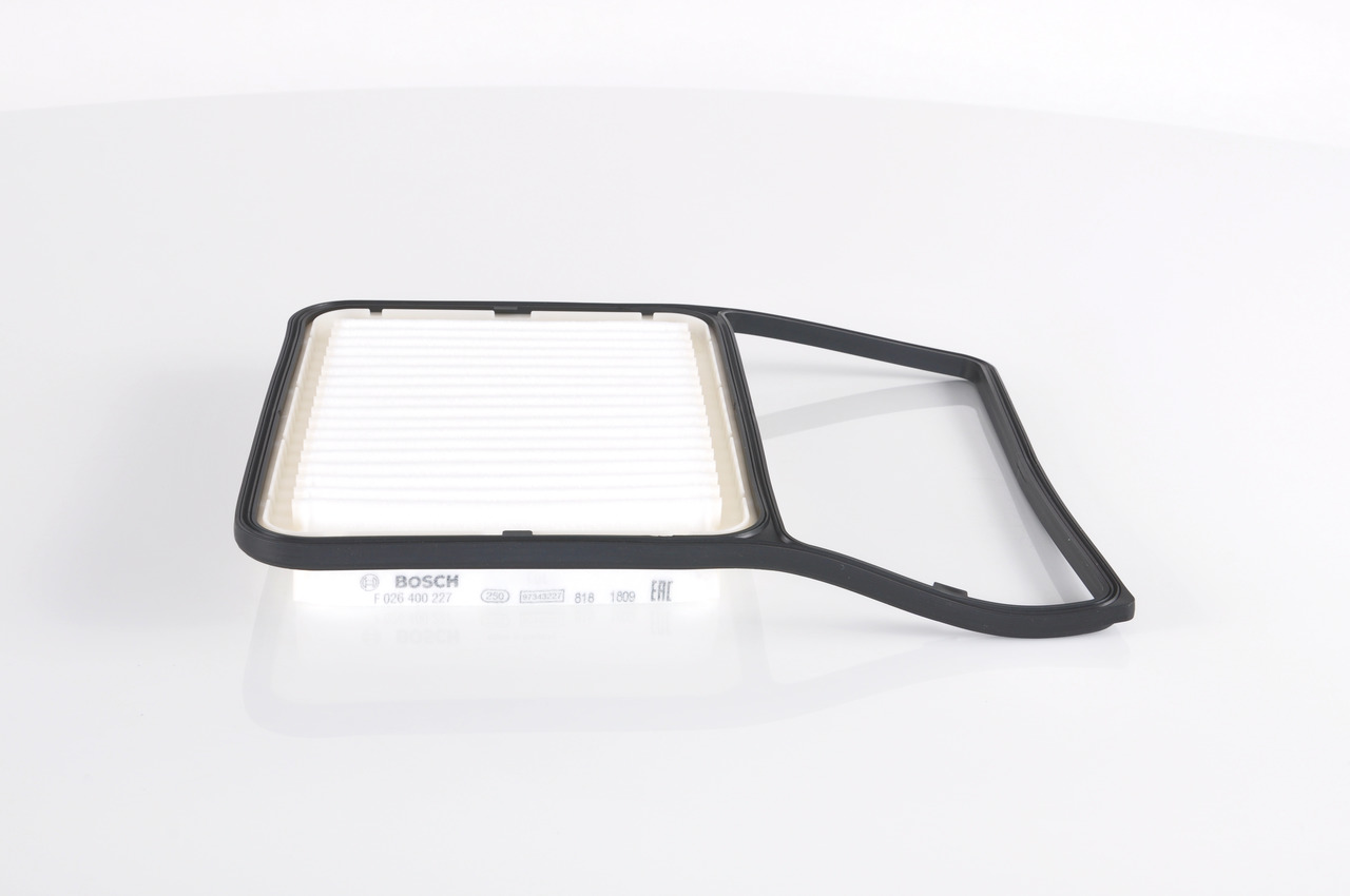 OE TOYOTA RUSH Ilmansuodatin 17801B1010, 77201898, 721014983 BOSCH - alennettuun hintaan