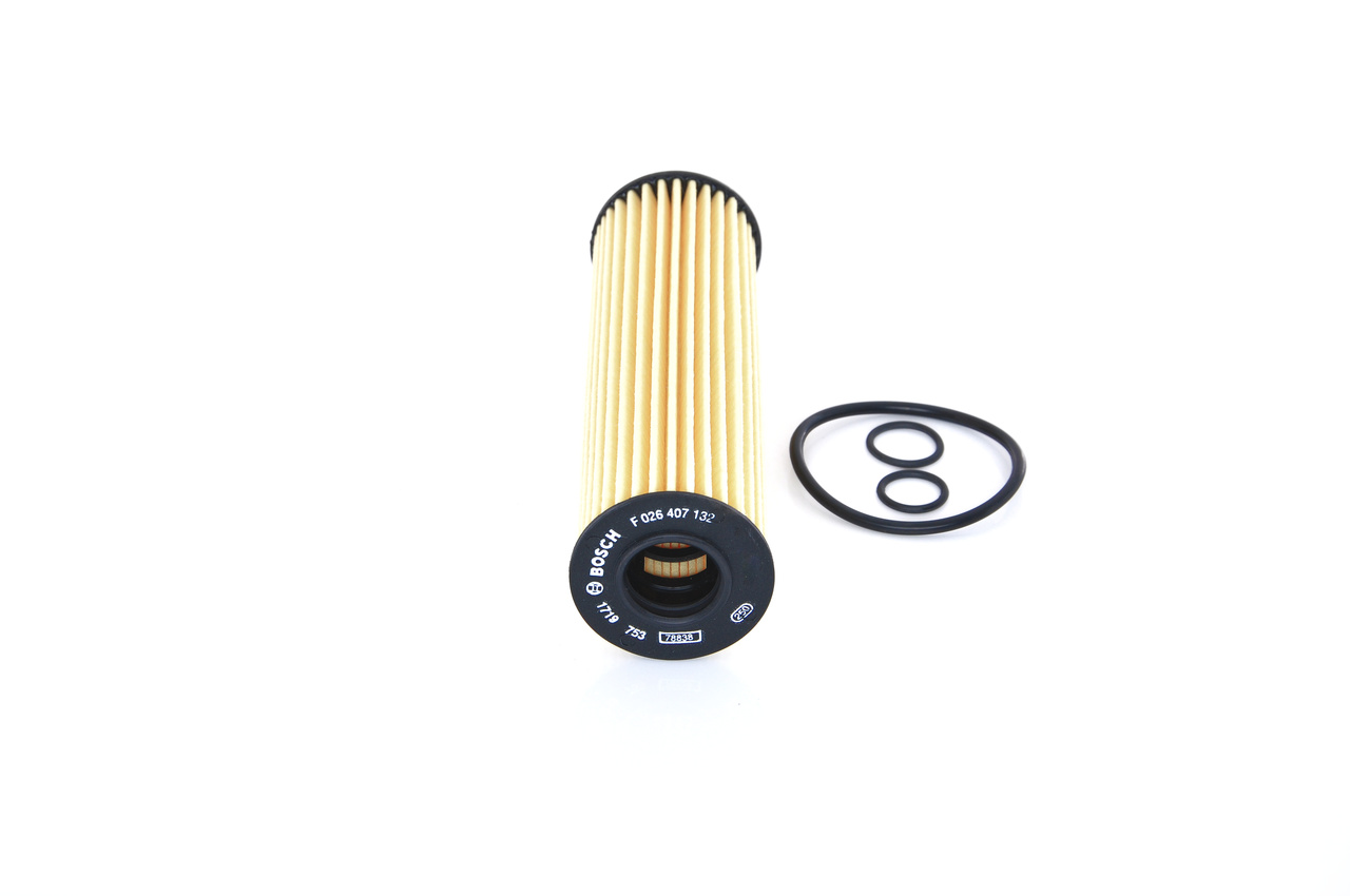 Mercedes C204 2012 Õlifilter BOSCH OEM 2711740425, 2711800309, 2711800409