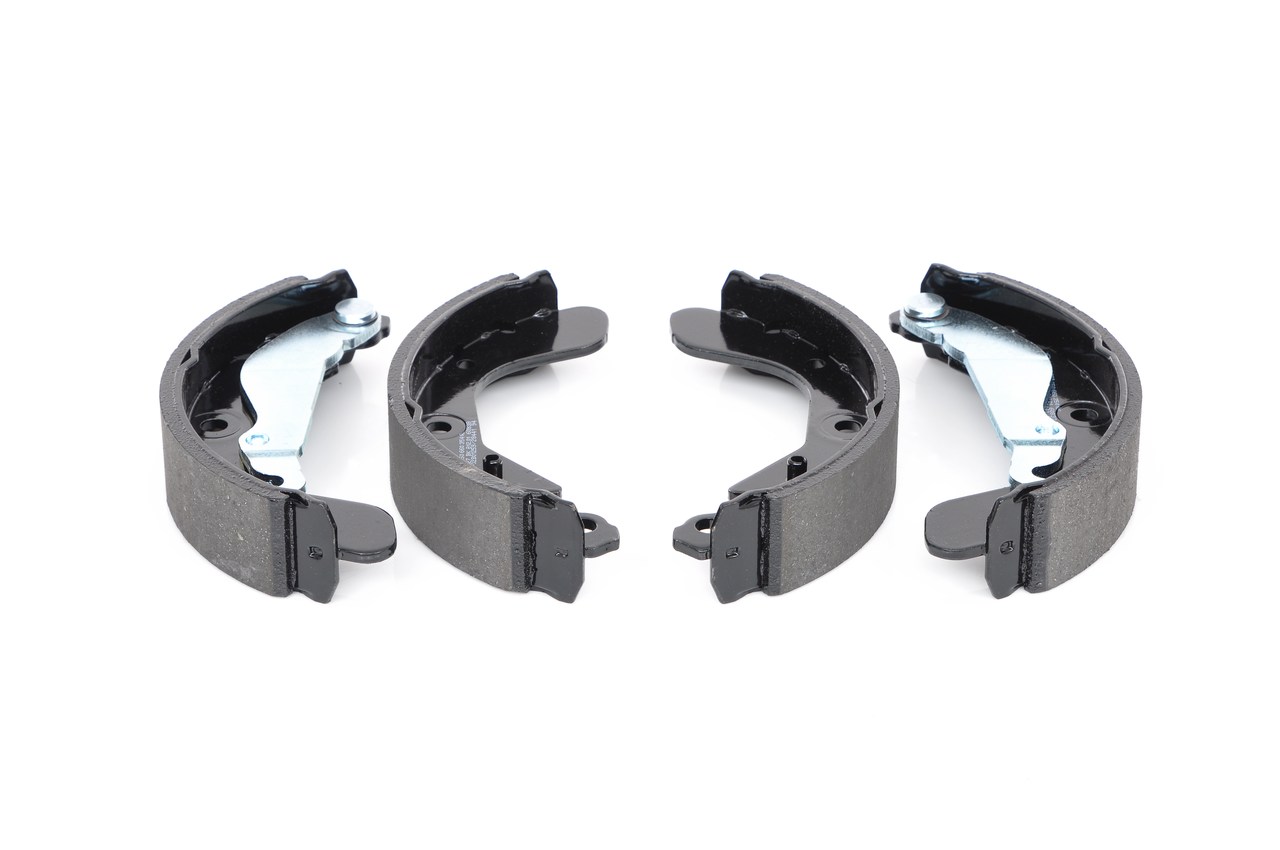 OE Ganasce freni CHEVROLET COBALT 2022 95017074, 93740252, 96473229 di BOSCH