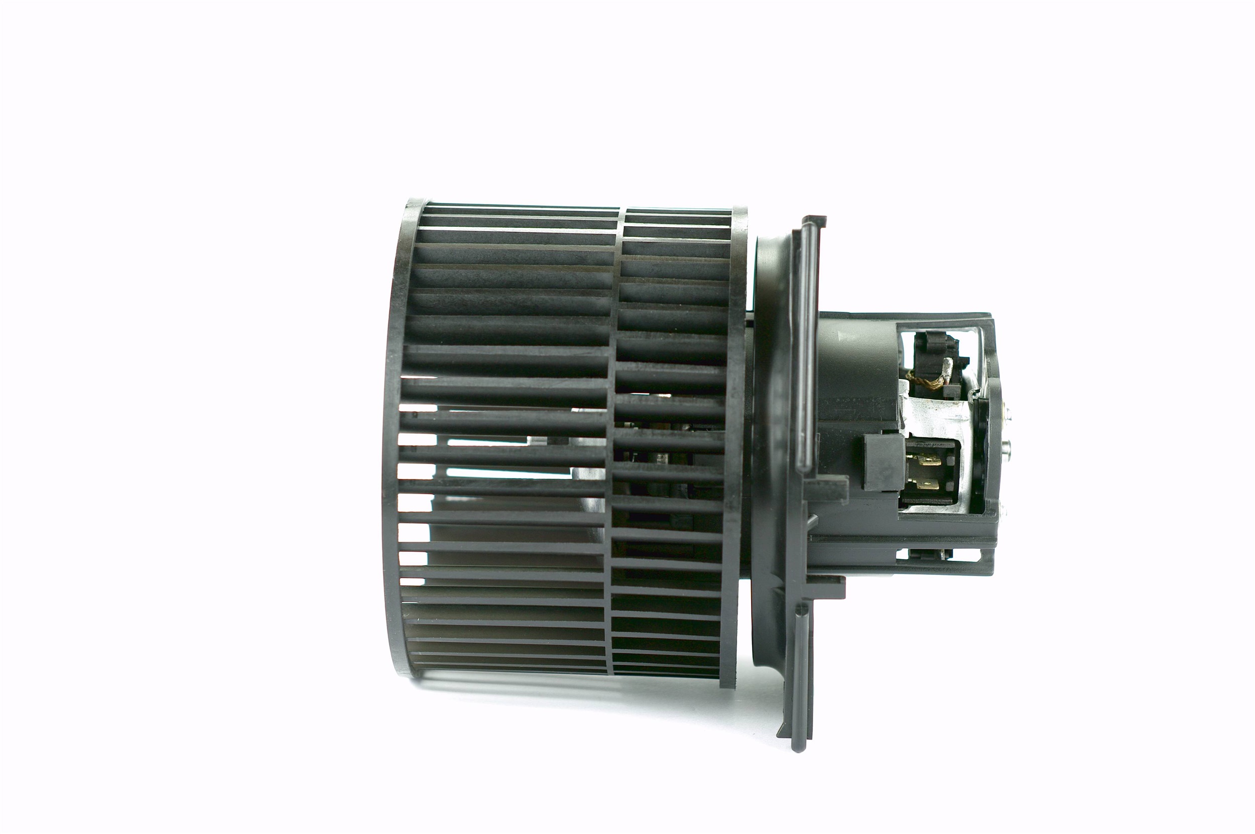Motor ventilator / piese SAAB de calitate originală 4635462, 5047527, 5049085 de la NISSENS