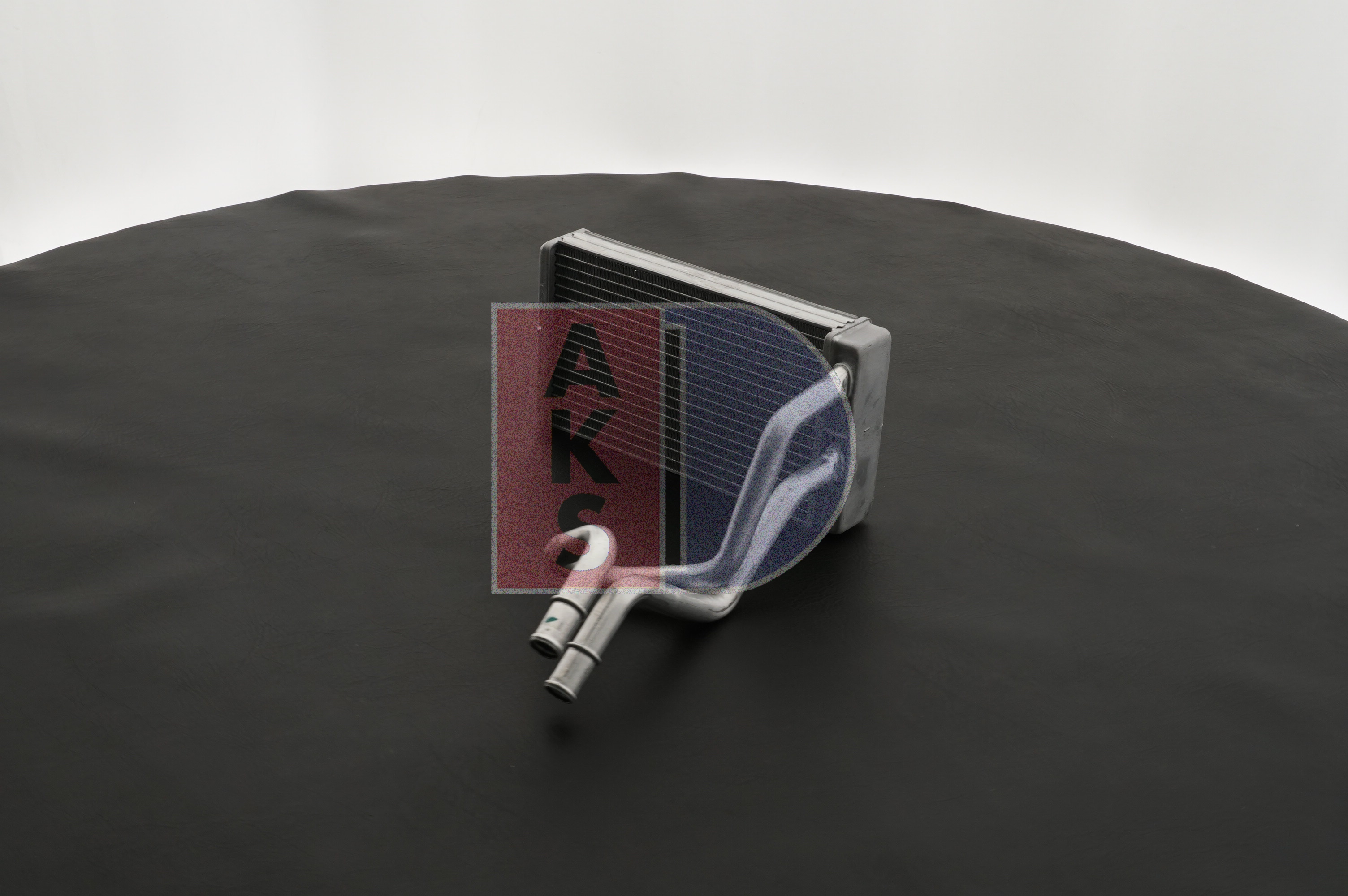OE NISSAN PATHFINDER 2023 Apsildes sistēmas radiators 27140CA000, 27140EB01A, R21203 no AKS DASIS