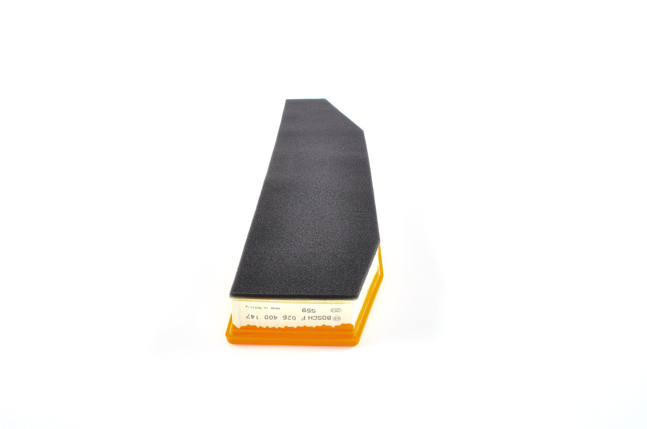 Köp billiga original Luftfilter F 026 400 147 jämförbara med 13713428558 OEM nummer på nätet