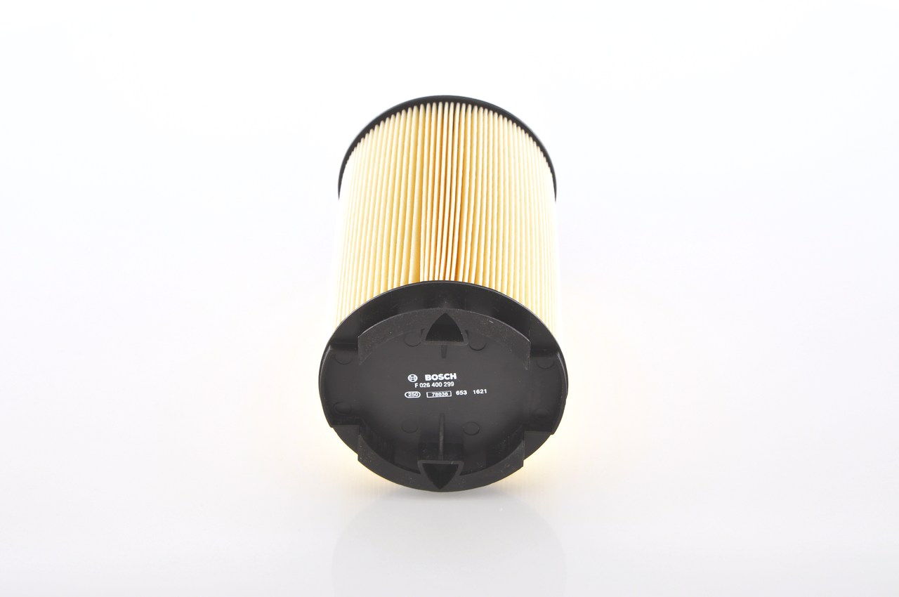 Köp billiga original Luftfilter F 026 400 299 jämförbara med 13717558382 OEM nummer på nätet