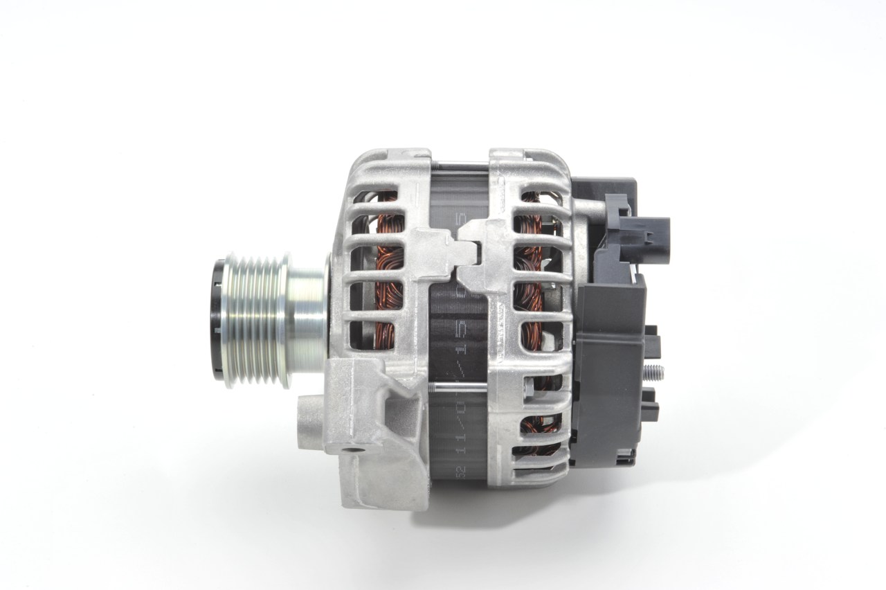 Kupuj online Alternator 0 125 811 091 oryginalne w niskiej cenie, kompatybilne z numerem OEM BJ3210300CC
