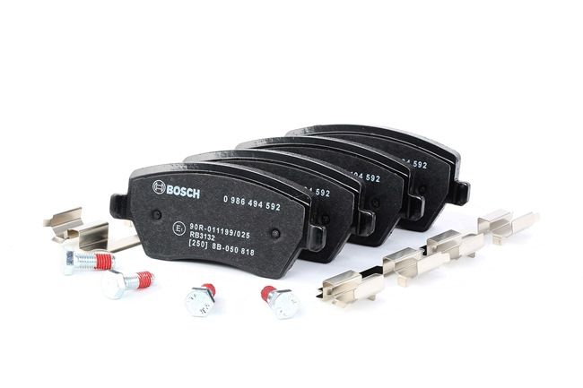 Vásároljon online olcsó, eredeti Fékbetét készlet, tárcsafék 0 986 494 592 alkatrészt, mely összehasonlítható a D1060AX61A OEM számmal