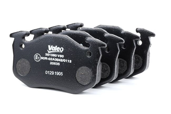 OEM Remblokken RENAULT 1.1 45 PK Benzine 7701202213 van VALEO online aan geweldige prijzen