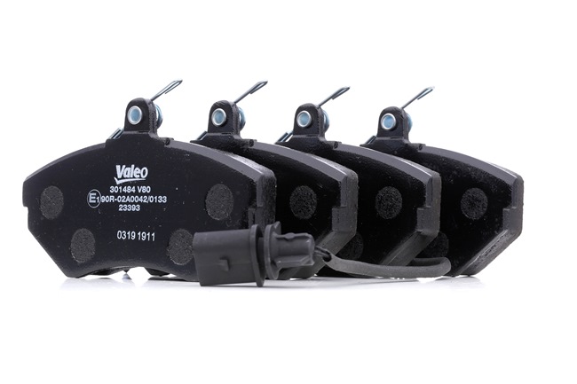OEM Τακάκια φρένων VW 2.8 V6 Syncro/4motion 193 PS Βενζίνη 8E0698151B από την VALEO ηλεκτρονικά σε χαμηλές τιμές