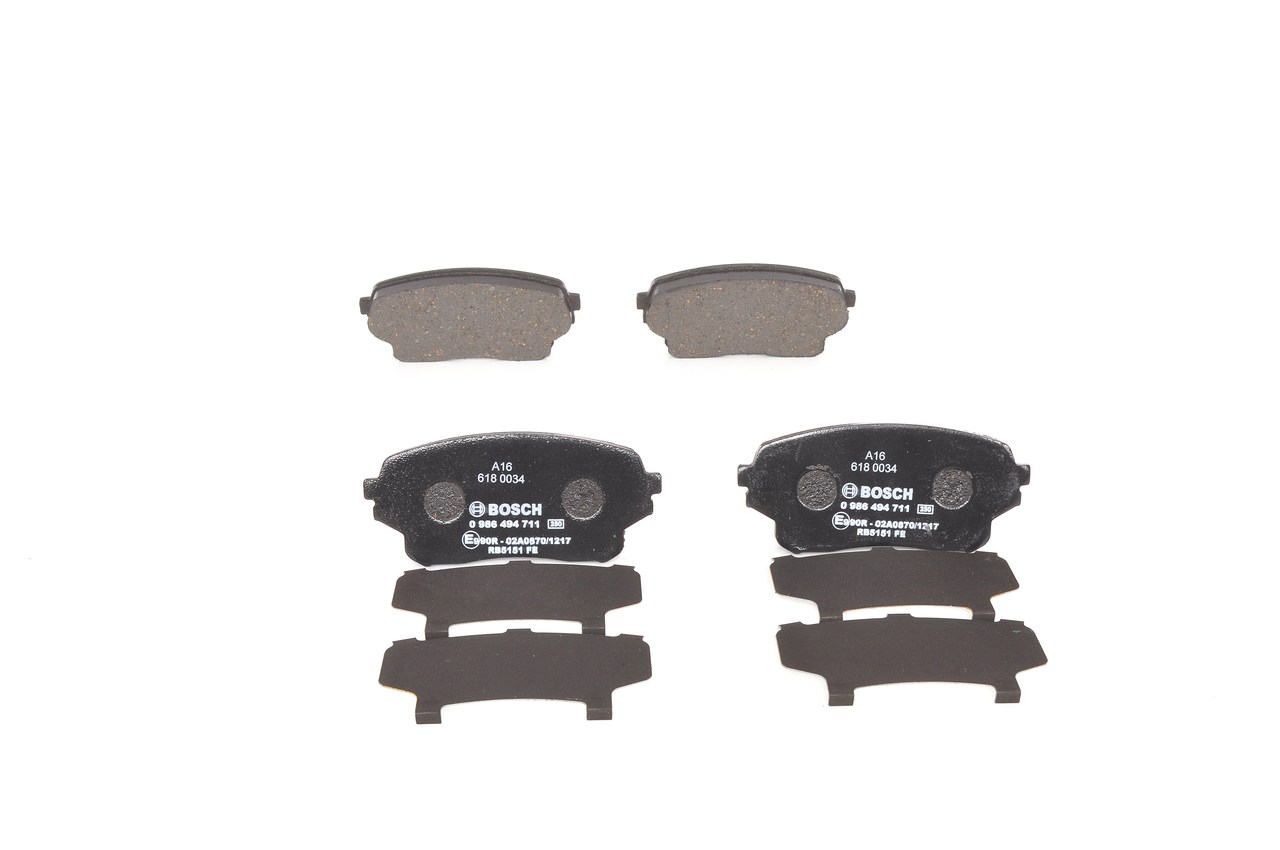 Köp billiga original Bromsbelägg 0 986 494 711 jämförbara med 5520050J01 OEM nummer på nätet