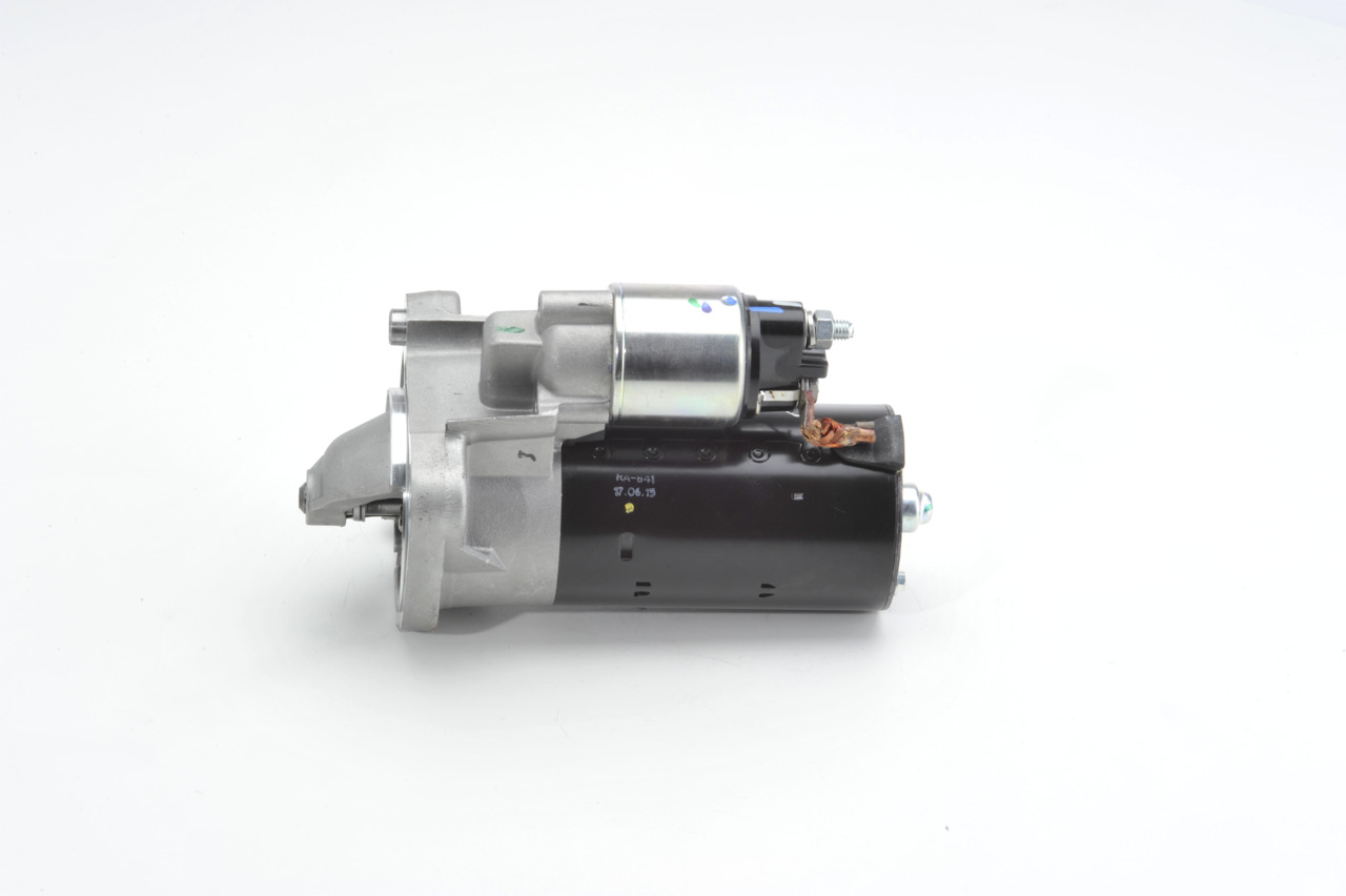 OE Starter motor MAHINDRA GENIO 2025 0307CC0821N, R78M4512VR de la BOSCH