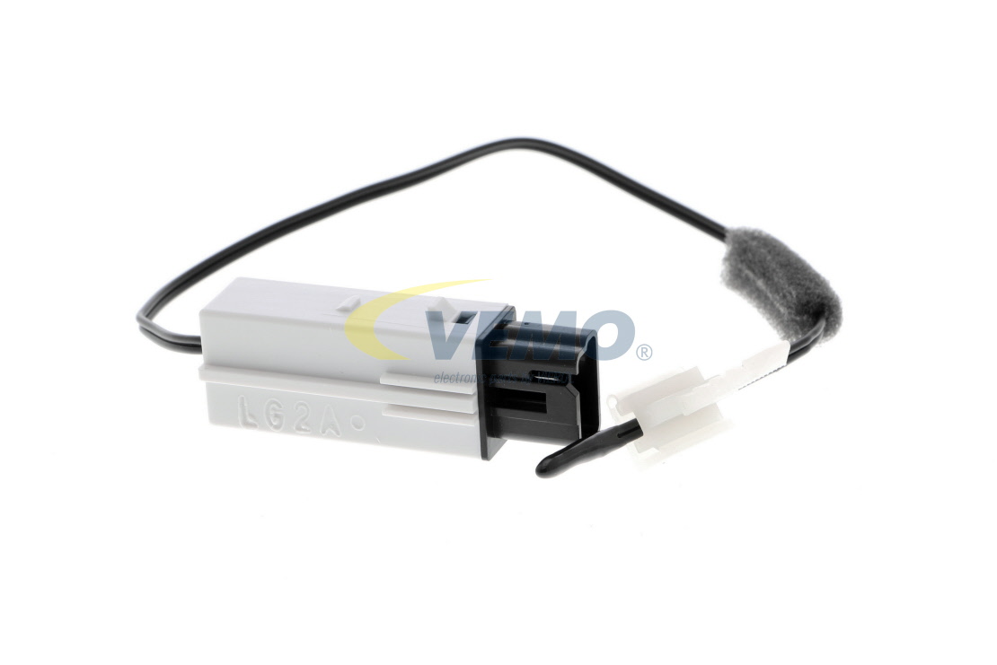 Köp VEMO Sensor, innertemperatur Produktnummer: V52-72-0137 till det förmånliga priset av 194,48 kr