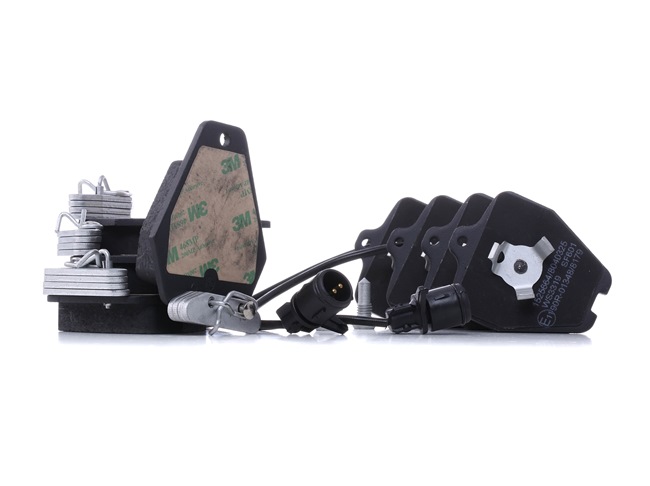 Vásároljon online olcsó, eredeti Fékbetét készlet, tárcsafék 402B0446 alkatrészt, mely összehasonlítható a 4D0698151C OEM számmal
