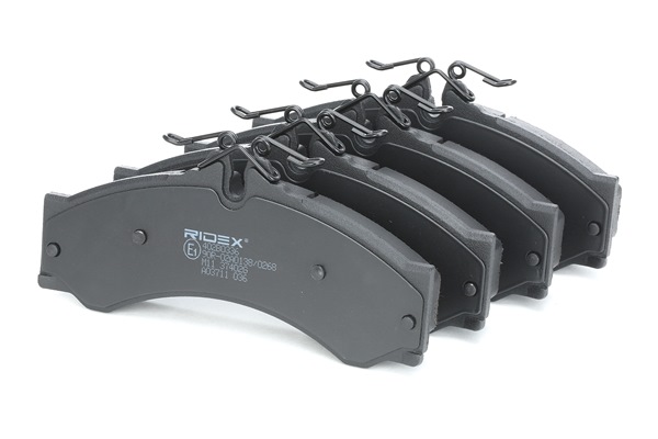 OEM Remblokken MERCEDES-BENZ 414 4x4 (904.012, 904.013, 904.612, 904.613) 143 PK Benzine 0004217391 van RIDEX online aan verbazingwekkende prijzen