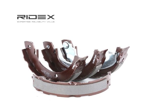 OE Bremsesko sett TOYOTA VERSO 2018 044950F010, 044950F020, 044950F030 fra RIDEX