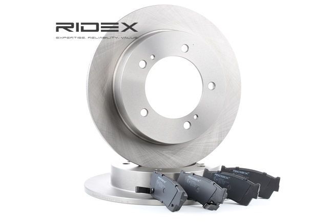 OE Discuri și plăcuțe de frână SUZUKI SAMURAI 1997 5520060810, 5520060811, 5520060A41 de la RIDEX
