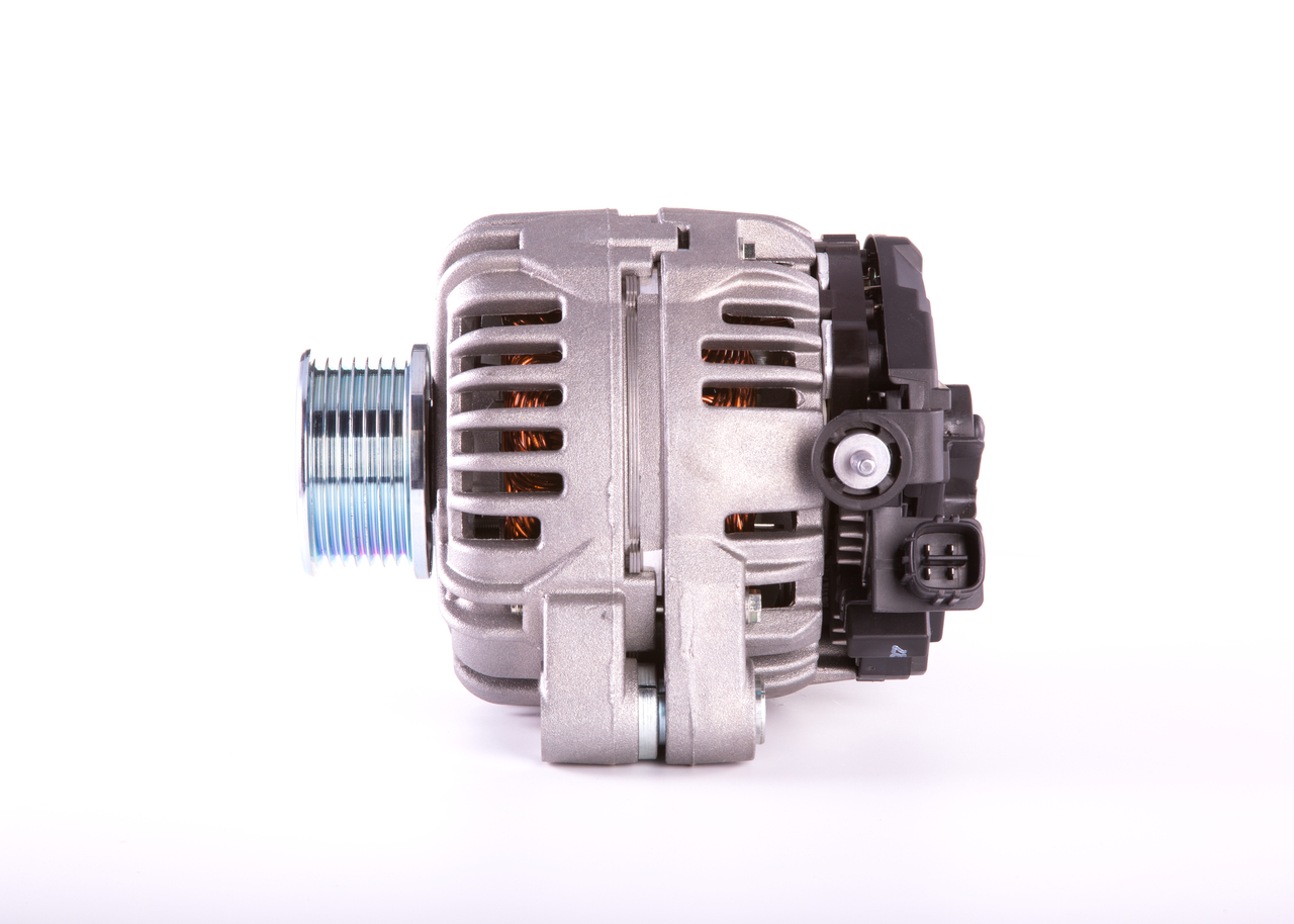 Compre Alternador 0 124 315 033 original asequible comparable con números OEM online 270600L080