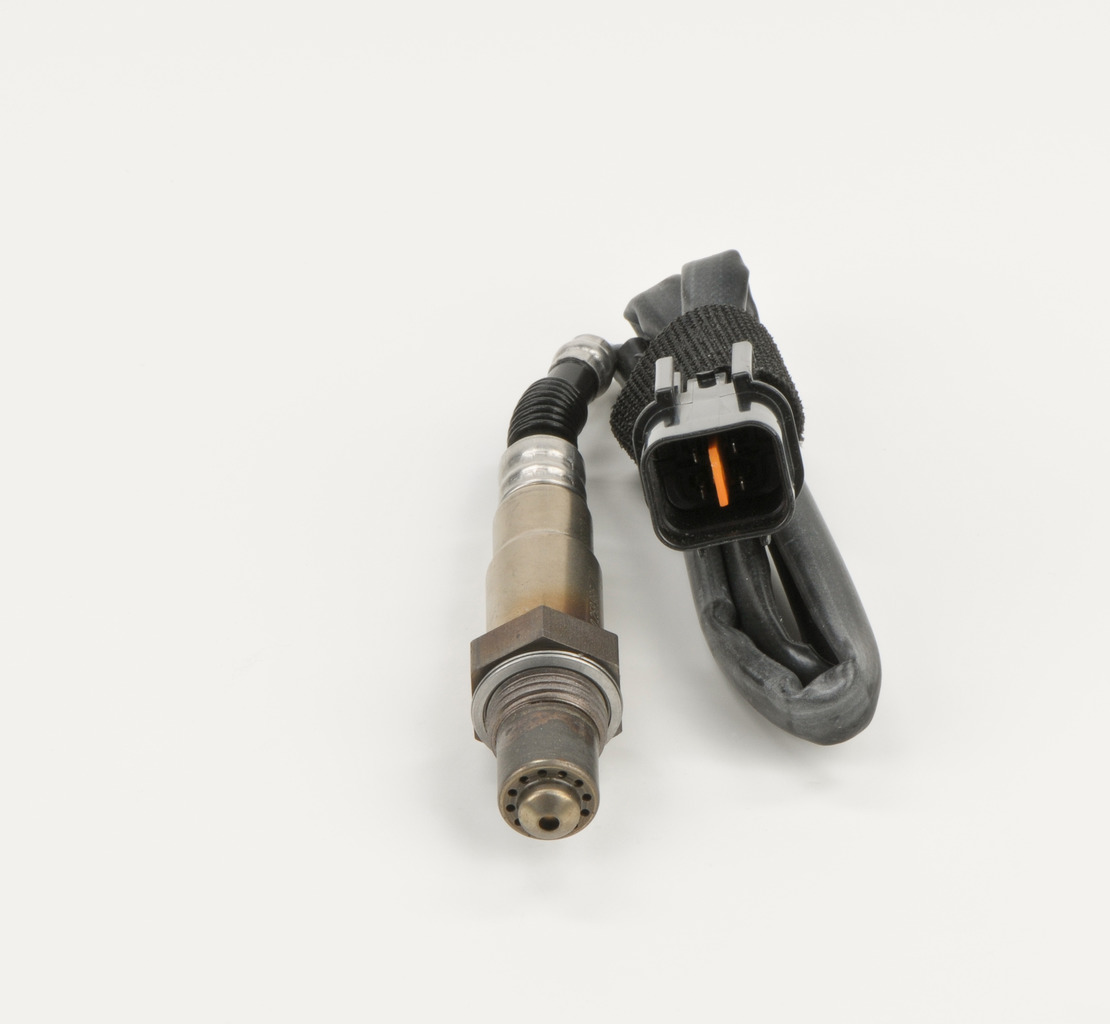Compre Sonda lambda 0 258 986 701 original asequible comparable con números OEM online MN158917