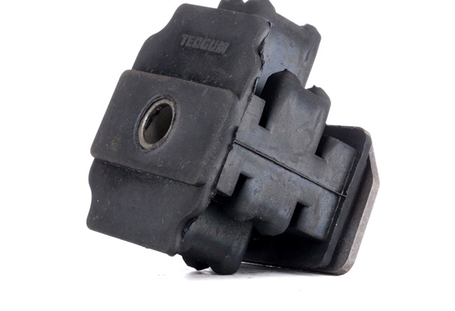 Įsigykite nebrangią originalią Variklio montavimas 00740831. sulyginama su 30776354 OEM numeriais internetu