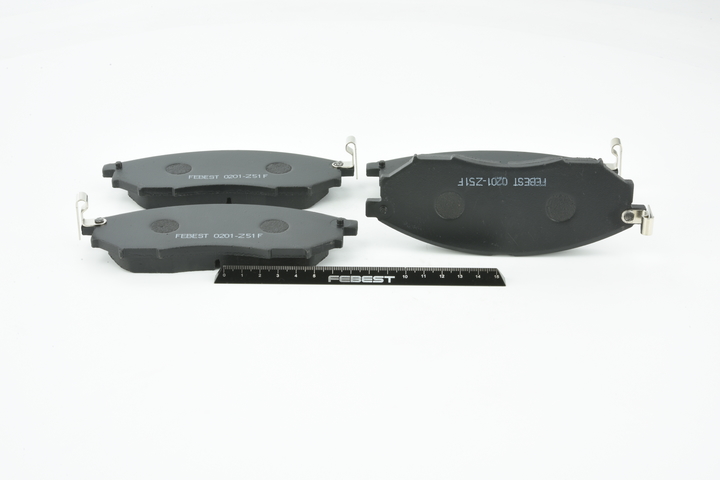 Įsigykite FEBEST Stabdžių kaladėlės Prekės Nr.: 0201-Z51F už žemiausią 25,01 € kainą
