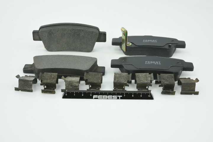 Köp billiga original Bromsbelägg 0301-RER jämförbara med 43022SWWG02 OEM nummer på nätet