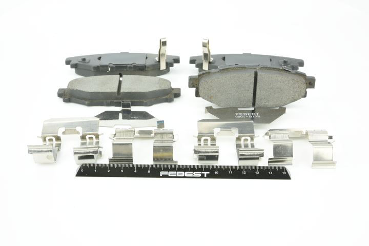Köp billiga original Bromsbelägg 0801-B13R jämförbara med SU00304096 OEM nummer på nätet