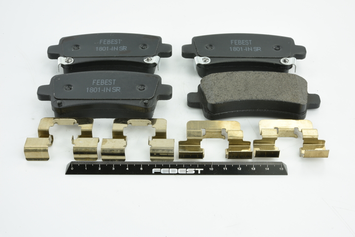 Acquista online Kit pastiglie freni 1801-INSR originale a buon mercato, comparabile con i numeri OEM 13343451
