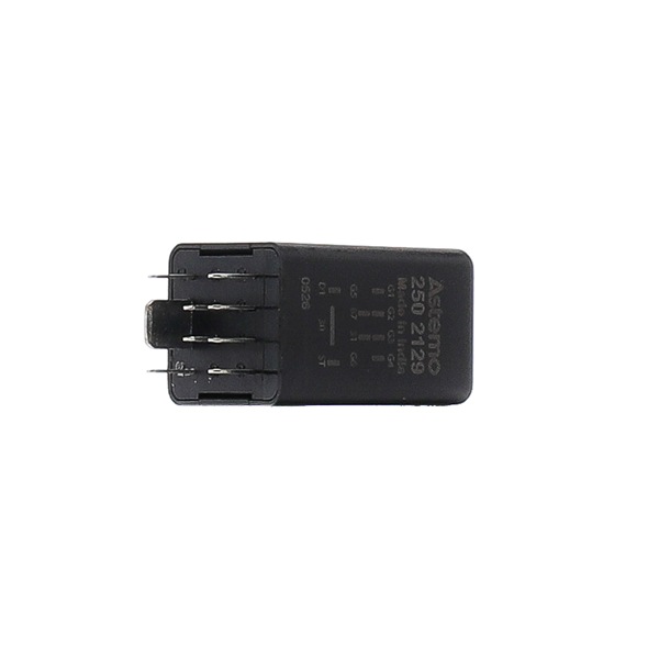 OE Relé žhavenia SKODA KAROQ 2022 038907281B, 04L907282B, 1860A499 od HITACHI