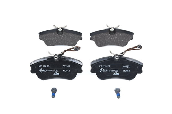 Köp billiga original Bromsbelägg 13.0460-2832.2 jämförbara med 6025370398 OEM nummer på nätet