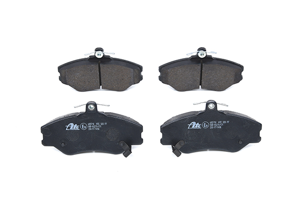 Köp billiga original Bromsbelägg 13.0460-5718.2 jämförbara med 5810143A00 OEM nummer på nätet