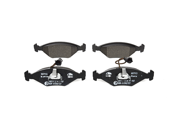 Köp billiga original Bromsbelägg 13.0460-7113.2 jämförbara med 9947996 OEM nummer på nätet